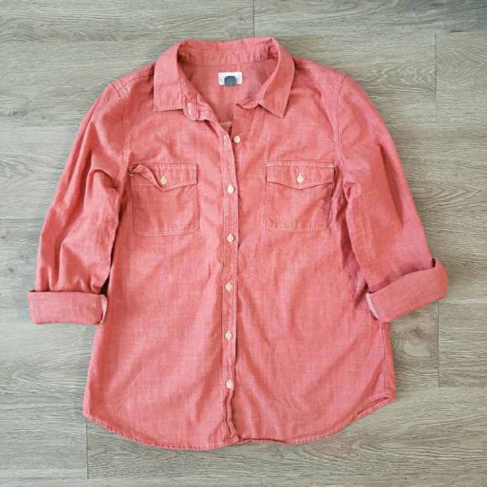 Old Navy size Medium coral cotton denim shirt spring summer casual vacation